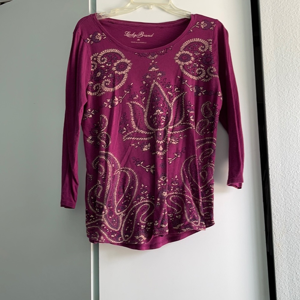 Lucky Brand T-shirt. Size M